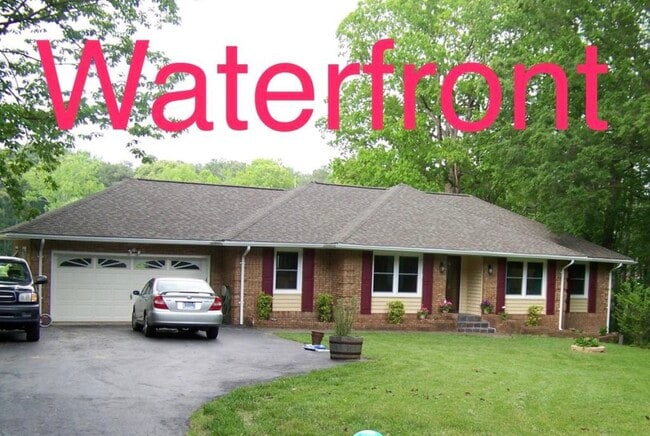 property at 13101 Harbor Ln