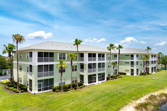 Heritage Lake Park in Punta Gorda, FL - Building Photo - Primary Photo