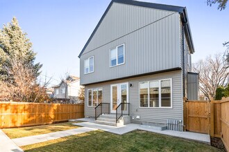 11528-11122 122 St NW in Edmonton, AB - Building Photo - Building Photo