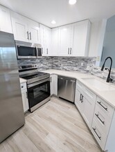 1805 N Flagler Dr in West Palm Beach, FL - Foto de edificio - Building Photo