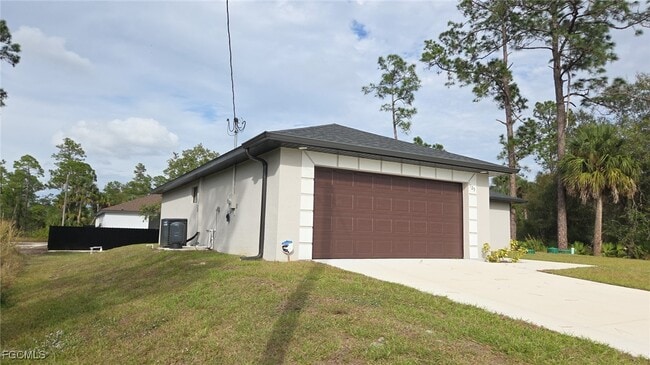 1125 Copley St E in Lehigh Acres, FL - Building Photo - Building Photo