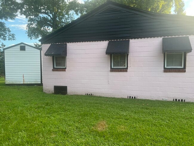 902 Sycamore Ave in Charleston, SC - Building Photo - Building Photo