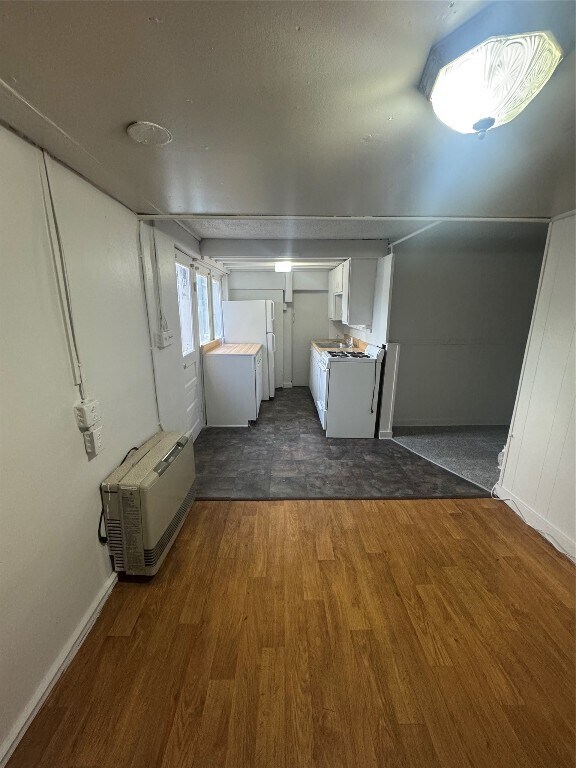 1702 1/2 Glenwood Rd in Vestal, NY - Building Photo - Building Photo