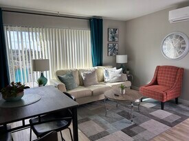 7880 Laurelridge Rd, Unit 7882 in San Diego, CA - Building Photo