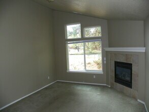 399 SW Garfield Ave in Bend, OR - Building Photo - Building Photo