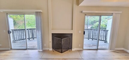 3800 Stocker St, Unit 28 in View Park, CA - Building Photo - Building Photo