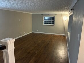146 Westward Ho Dr in Pittsburgh, PA - Building Photo - Building Photo