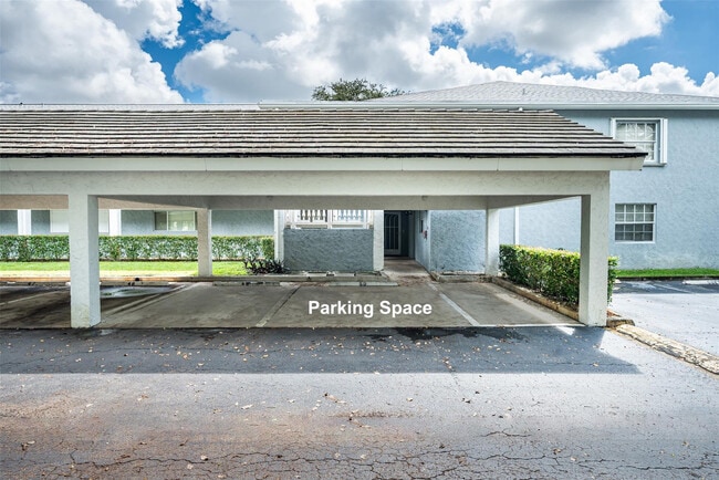 7556 Stirling Rd in Hollywood, FL - Building Photo - Building Photo