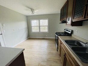 1024 Plainview Dr in Danville, KY - Building Photo - Building Photo
