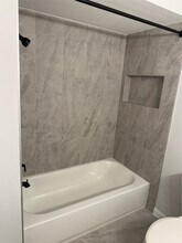 7 Sun Meadow Blvd in Friendswood, TX - Building Photo - Building Photo