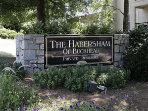 Habersham Of Buckhead in Atlanta, GA - Building Photo - Building Photo