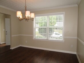 1924 Pierce Way in Buford, GA - Building Photo - Building Photo