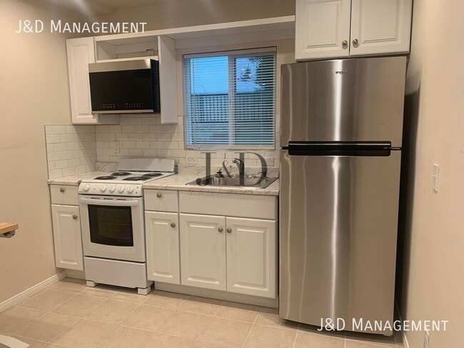 3080-3090 Webster Ave in San Diego, CA - Building Photo - Building Photo