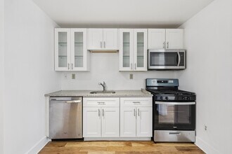 4723 Butler St, Unit Upper Unit in Pittsburgh, PA - Building Photo - Building Photo