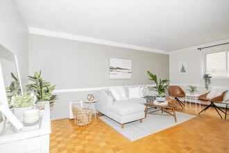 1740 Taylor Avenue in Winnipeg, MB - Building Photo - Building Photo