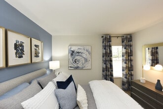 Vetra West End in Nashville, TN - Building Photo - Building Photo