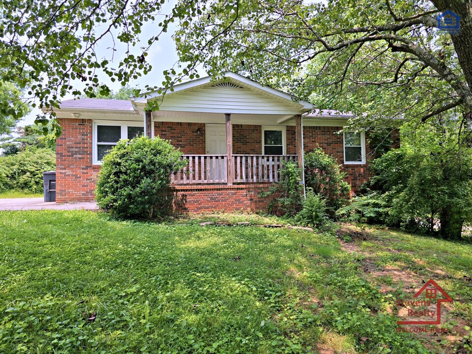 54 Big Springs Cir in Cookeville, TN - Building Photo