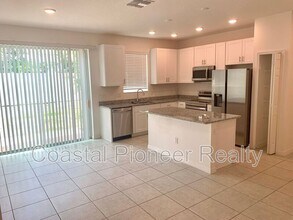 4383 Paraglider Pl in Wesley Chapel, FL - Building Photo - Building Photo