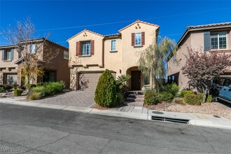 2332 Rue Bienville Way in Henderson, NV - Foto de edificio - Building Photo