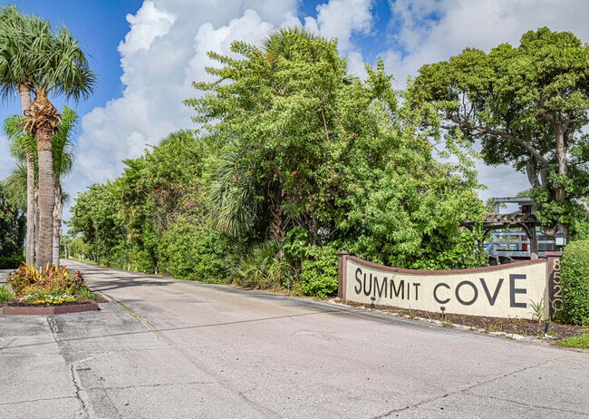 8520 U.S. Rte 1 in Sebastian, FL - Building Photo - Building Photo