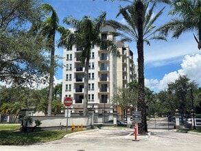 9021 SW 94th St in Miami, FL - Building Photo - Building Photo