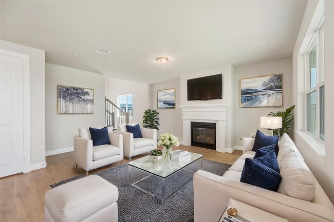 property at 764 Lake Lacosta Dr