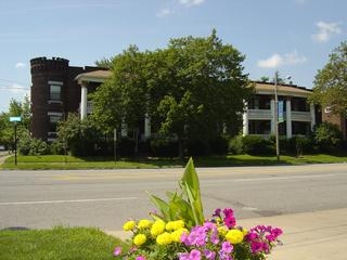 St. James Apartments in Cleveland, OH - Building Photo