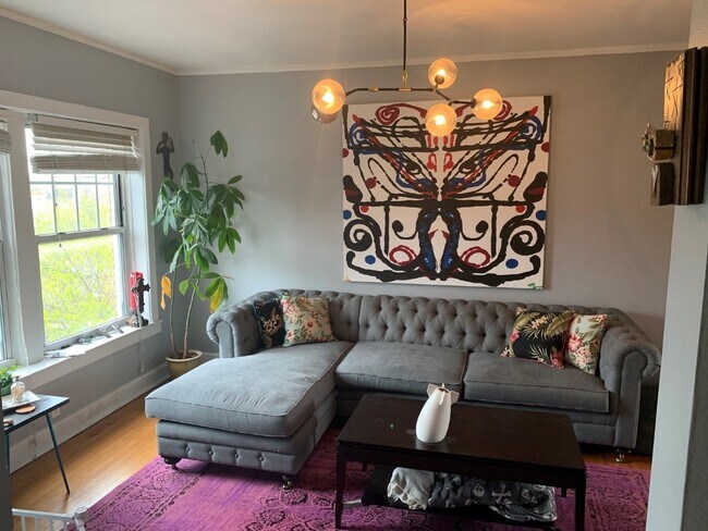 property at 5644 N Ridge Ave