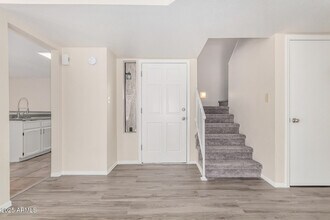 10023 W Sells Dr in Phoenix, AZ - Building Photo - Building Photo