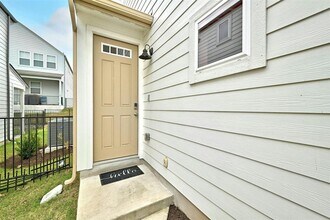 7111 Terrazzo Cottage Ln in Austin, TX - Building Photo - Building Photo