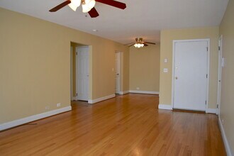 1951 Euclid Ave in Berwyn, IL - Building Photo - Building Photo