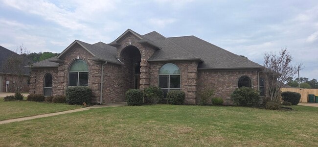 property at 3606 Sylvia Dr