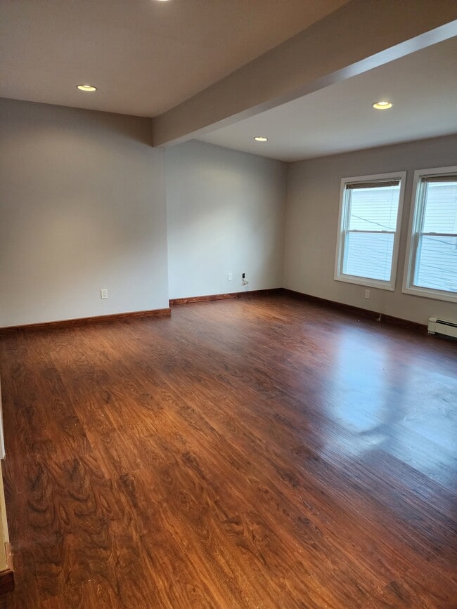 130 Hampshire St, Unit 6 in Auburn, ME - Building Photo - Building Photo