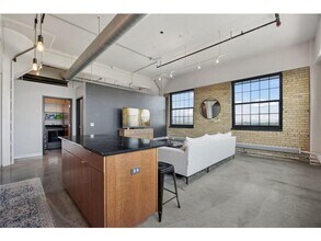 730 Stinson Blvd NE in Minneapolis, MN - Building Photo - Building Photo