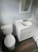 74 Halifax Dr in Martinsville, VA - Foto de edificio - Building Photo