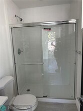 1305 N 58th Ave in Hollywood, FL - Building Photo - Building Photo