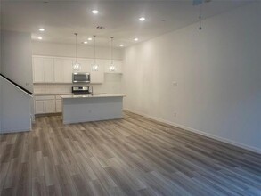 9927 Schramm St in Irving, TX - Building Photo - Building Photo