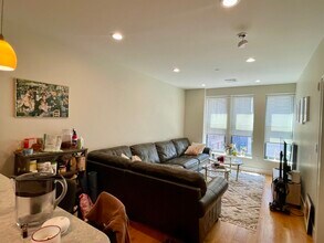 725 Boylston St, Unit 41 in Boston, MA - Building Photo - Building Photo