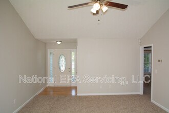 105 Stoneybrook Dr in Griffin, GA - Building Photo - Building Photo