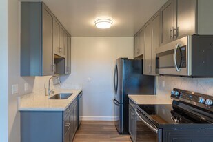 Northpoint Apartments in Salinas, CA - Building Photo