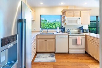 522 Beachwalk Cir in Naples, FL - Building Photo - Building Photo