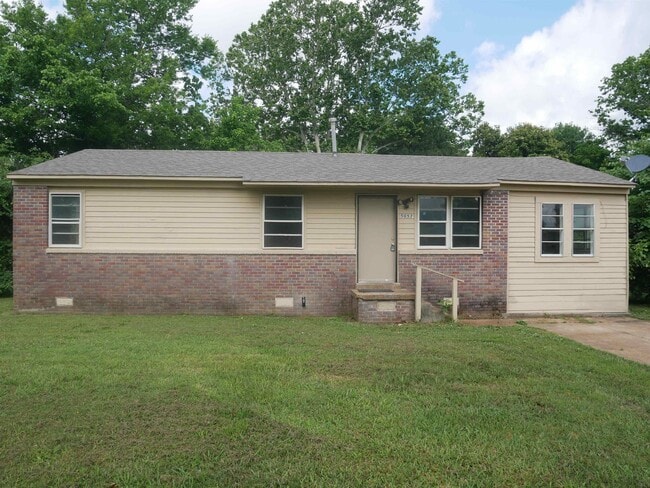 5057 Gill Rd in Memphis, TN - Building Photo - Building Photo