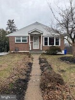 346 W King St in Pottstown, PA - Building Photo