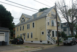 17 Washington St in Newburyport, MA - Building Photo