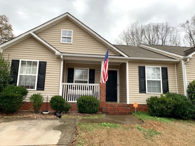 1216 Camellia Ct