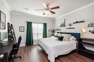 8110 Stonelake Ave in Baton Rouge, LA - Building Photo - Building Photo