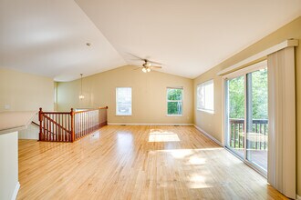 3147 Saganashkee Ln in Naperville, IL - Building Photo - Building Photo