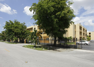 Fields and Green Family's in Hialeah, FL - Building Photo - Building Photo