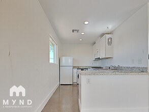 4824 E Willetta St in Phoenix, AZ - Building Photo - Building Photo