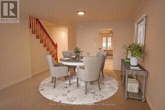 44 King William St in Huntsville, ON - Building Photo - Building Photo